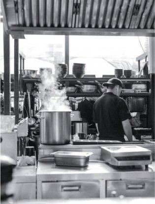 Ешь вкусно. Живи долго. Будь счастлив! 50 рецептов для начинающего кулинара фото книги 2