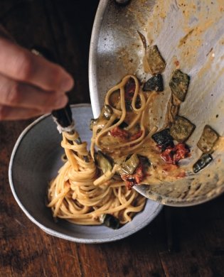 ГОТОВИМ ПАСТУ. Искусство и практика изготовления ДОМАШНЕЙ ПАСТЫ, НЬОККИ и РИЗОТТО фото книги 5