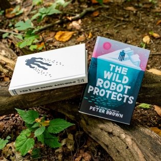 The Wild Robot Protects фото книги 6