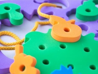 Набор "Формы на шнурочках. Добрый ёжик" фото книги 3