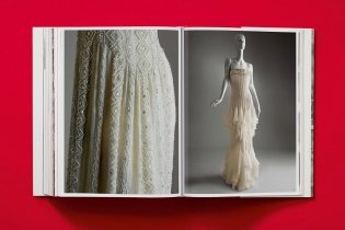Valentino. A Grand Italian Epic фото книги 18