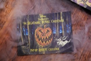The Nightmare Before Christmas: Pop-Up Book and Advent Calendar фото книги 9