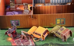 Настольная игра "Зомби в доме. Заражение" фото книги 7