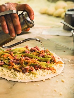 Рим. Кварталы, еда, люди фото книги 17