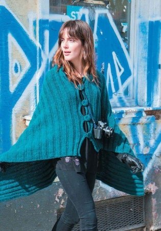 Стильные пончо и кейпы фото книги 6